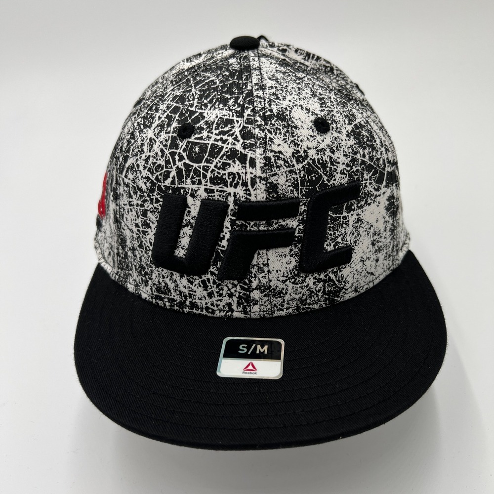 Reebok UFC FitMax 70 Flat Brim‎ Hat S/M Black White Crackle Print New With Tags